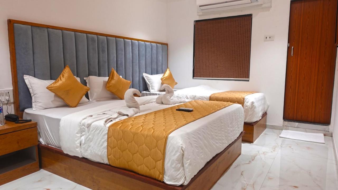 Hotel Palms Residency, Chembur Mumbai Kültér fotó