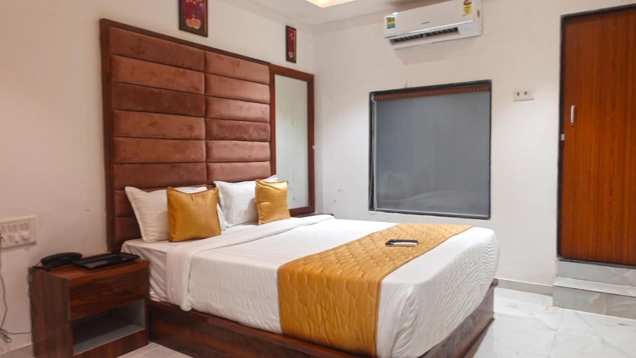 Hotel Palms Residency, Chembur Mumbai Kültér fotó