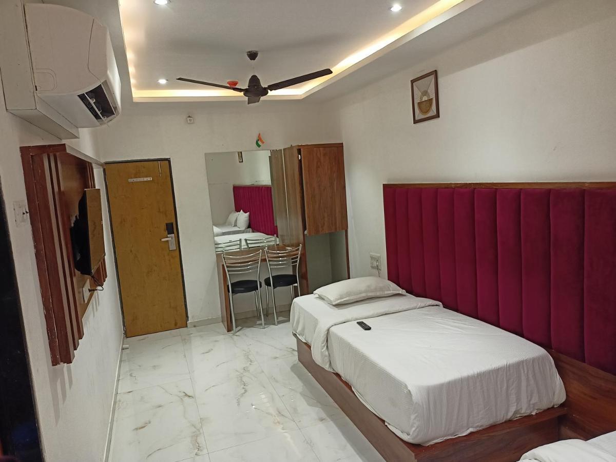 Hotel Palms Residency, Chembur Mumbai Kültér fotó