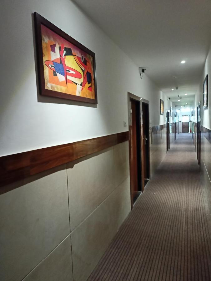 Hotel Palms Residency, Chembur Mumbai Kültér fotó